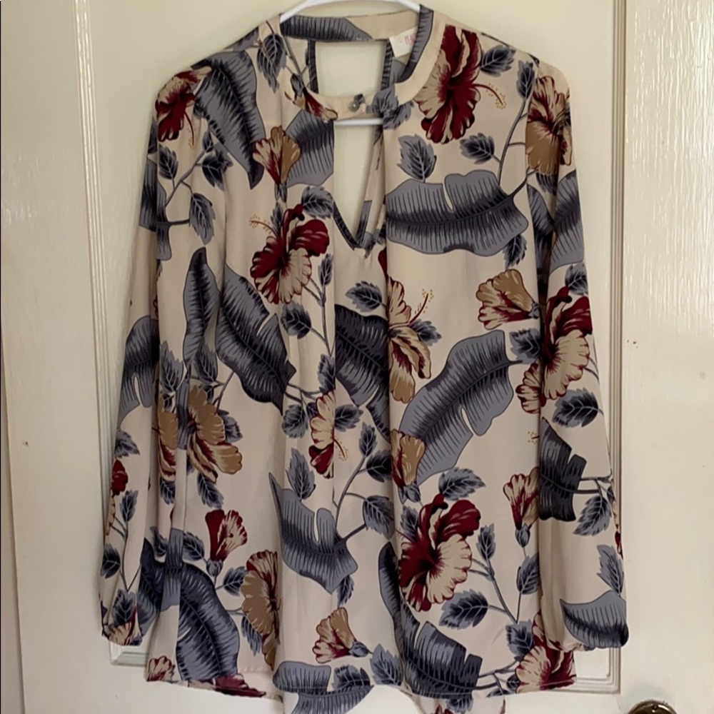 Floral top